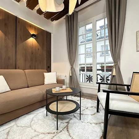 Appartamento Unique Near Notre-dame Parigi